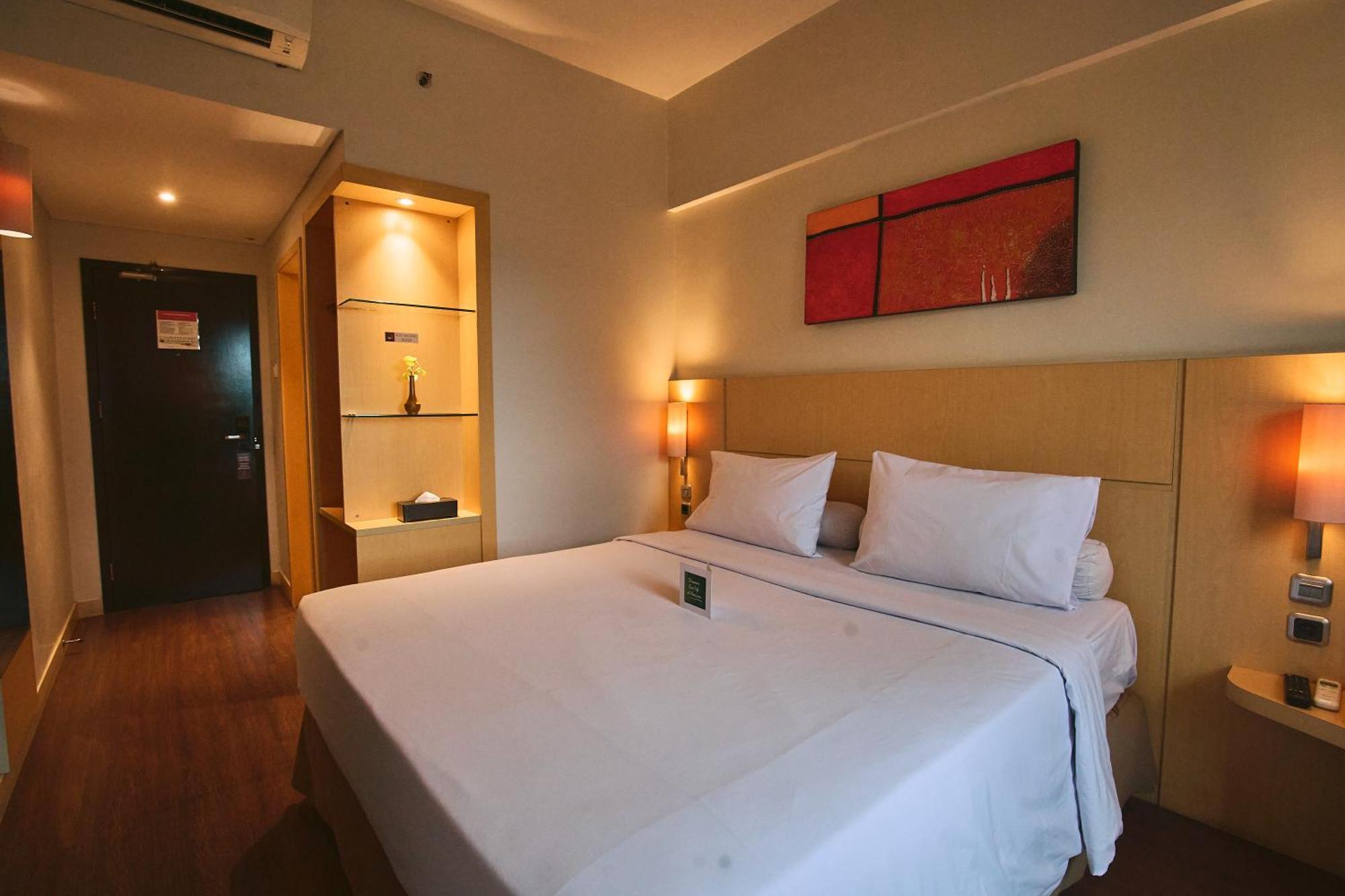 Horison Arcadia Wahid Hasyim Hotel Jakarta Bagian luar foto